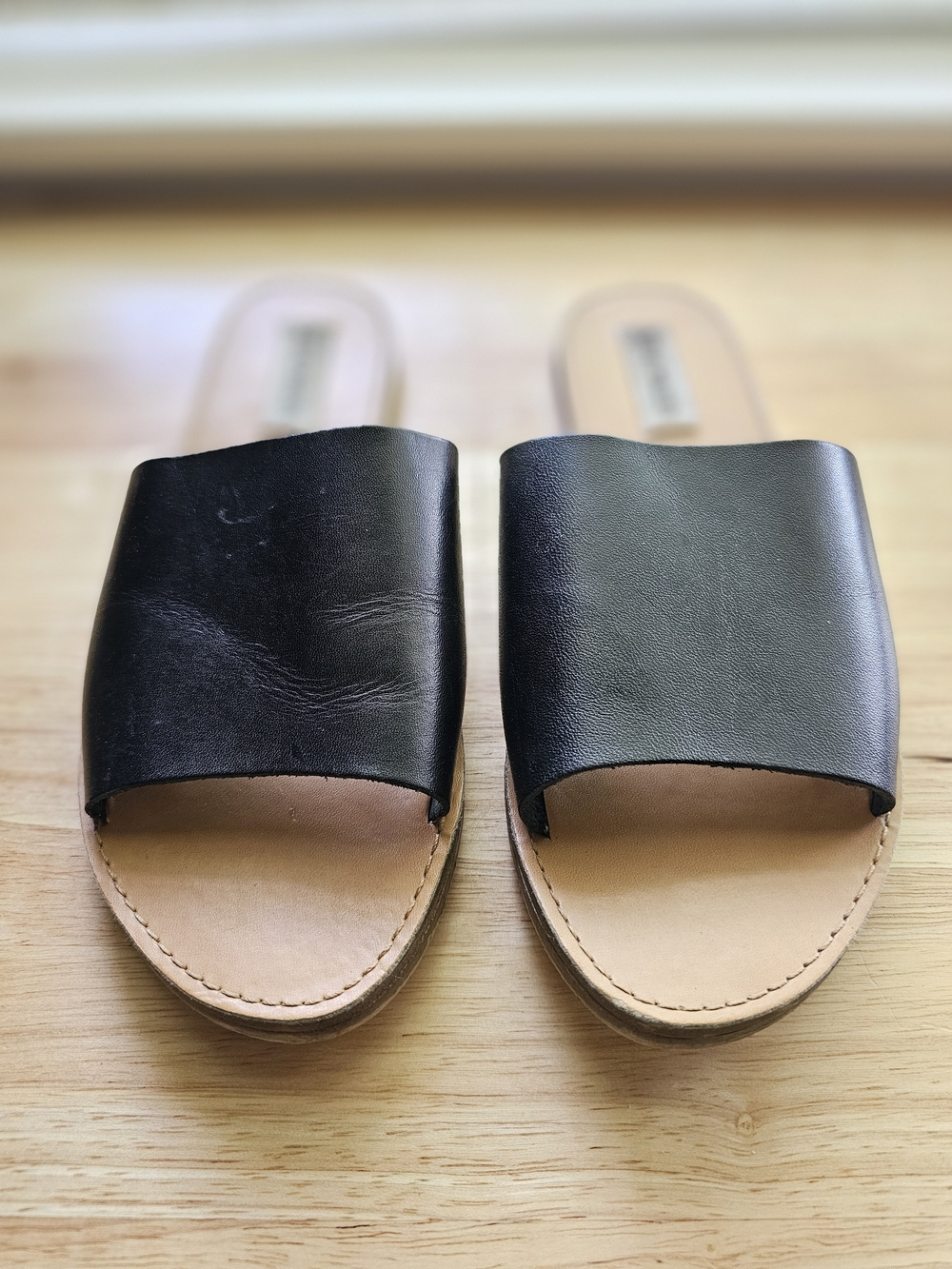 Steve Madden Black Leather Slide Sandals